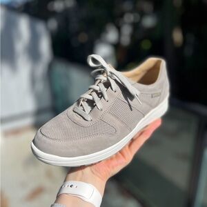 Mephisto Women's Light Gray Sneakers